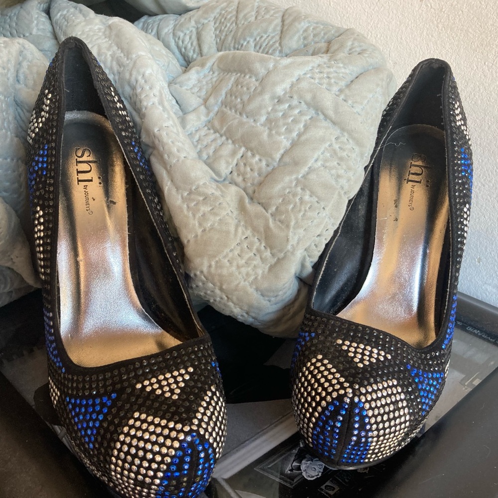 Shii by Journeys heels